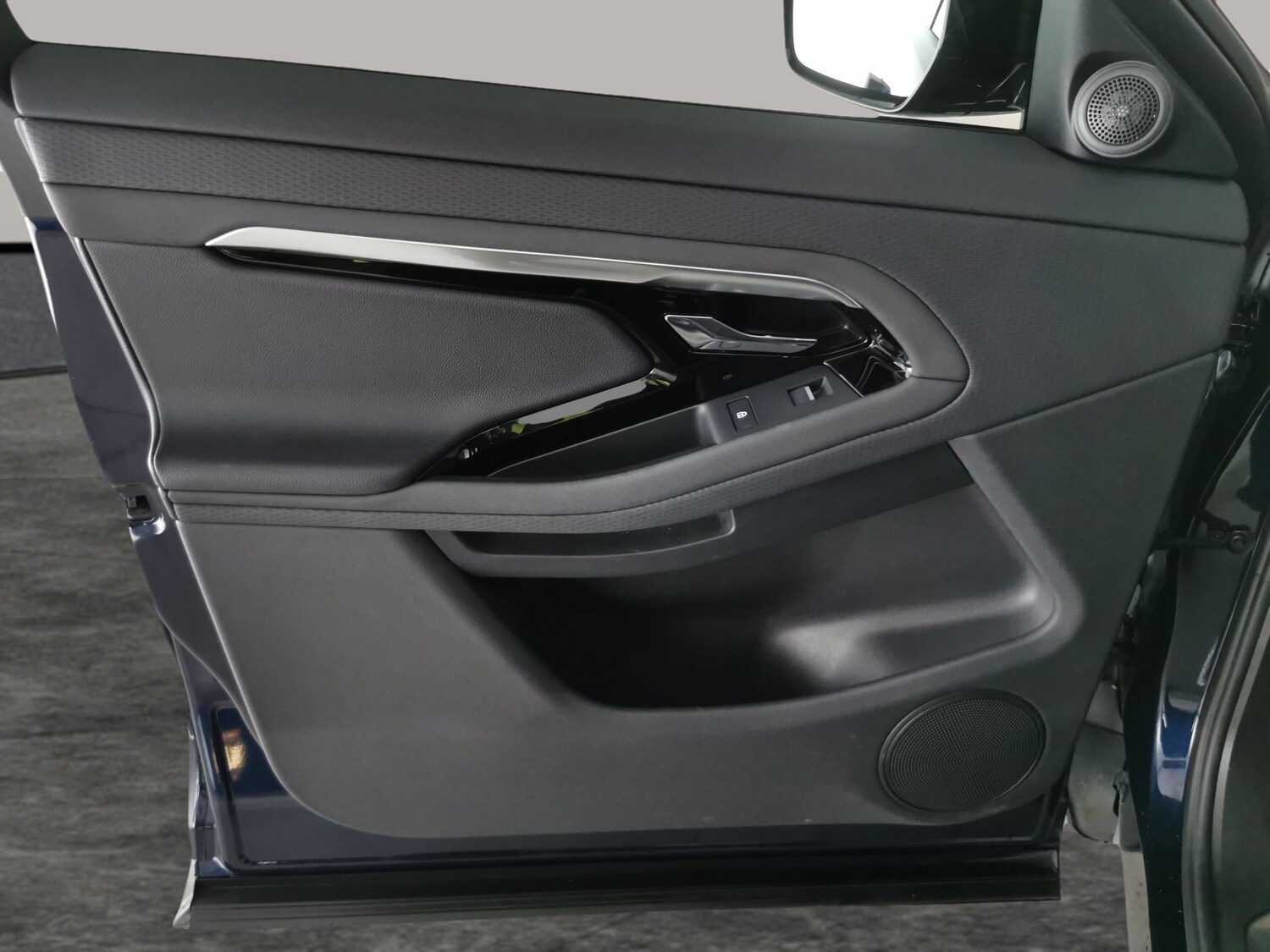 Used Land Rover Range Rover Evoque 2023 for sale - 78178213: Photo 32