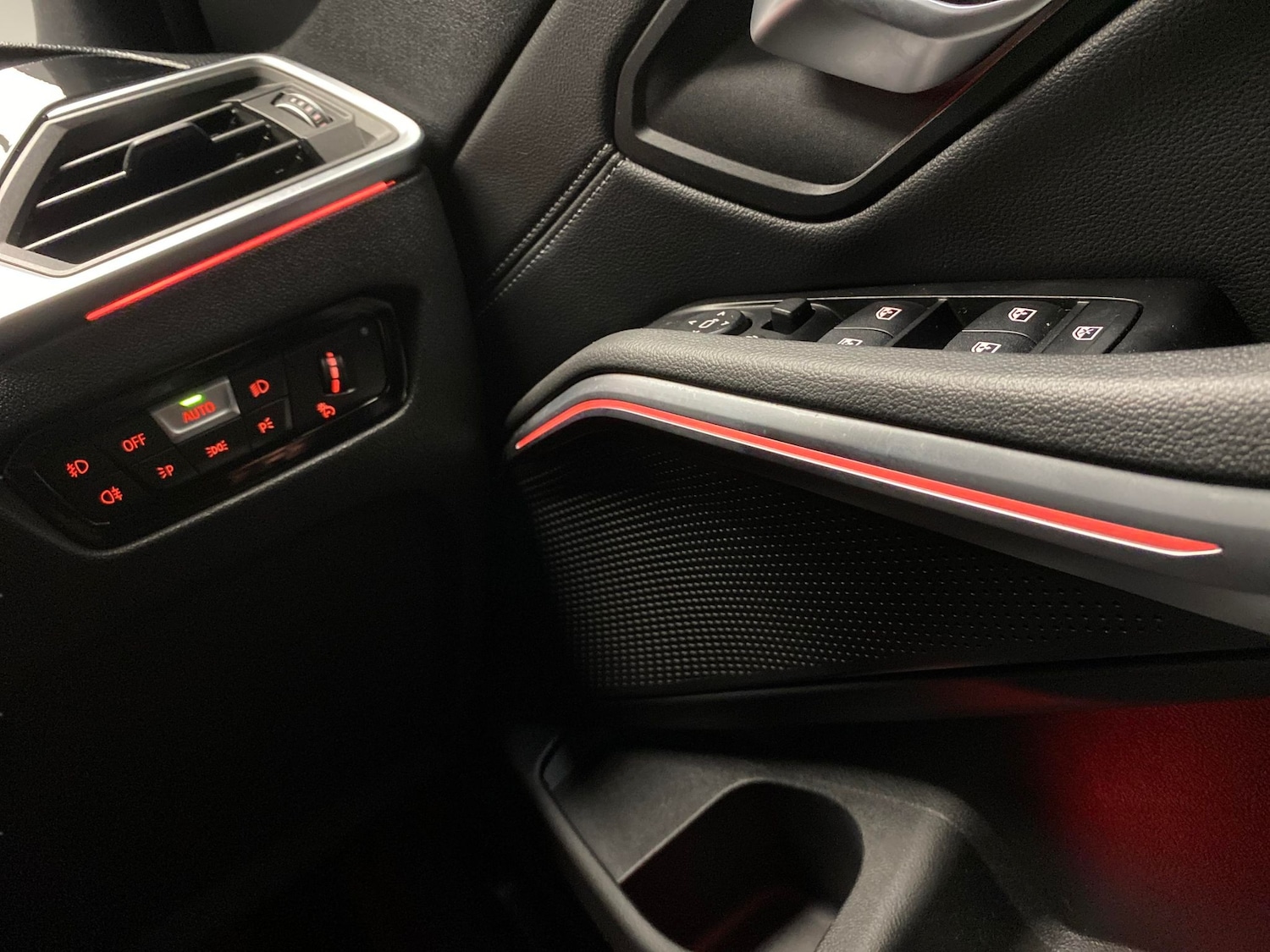 Used BMW 3 Series 2019 for sale - 77980681: Photo 22