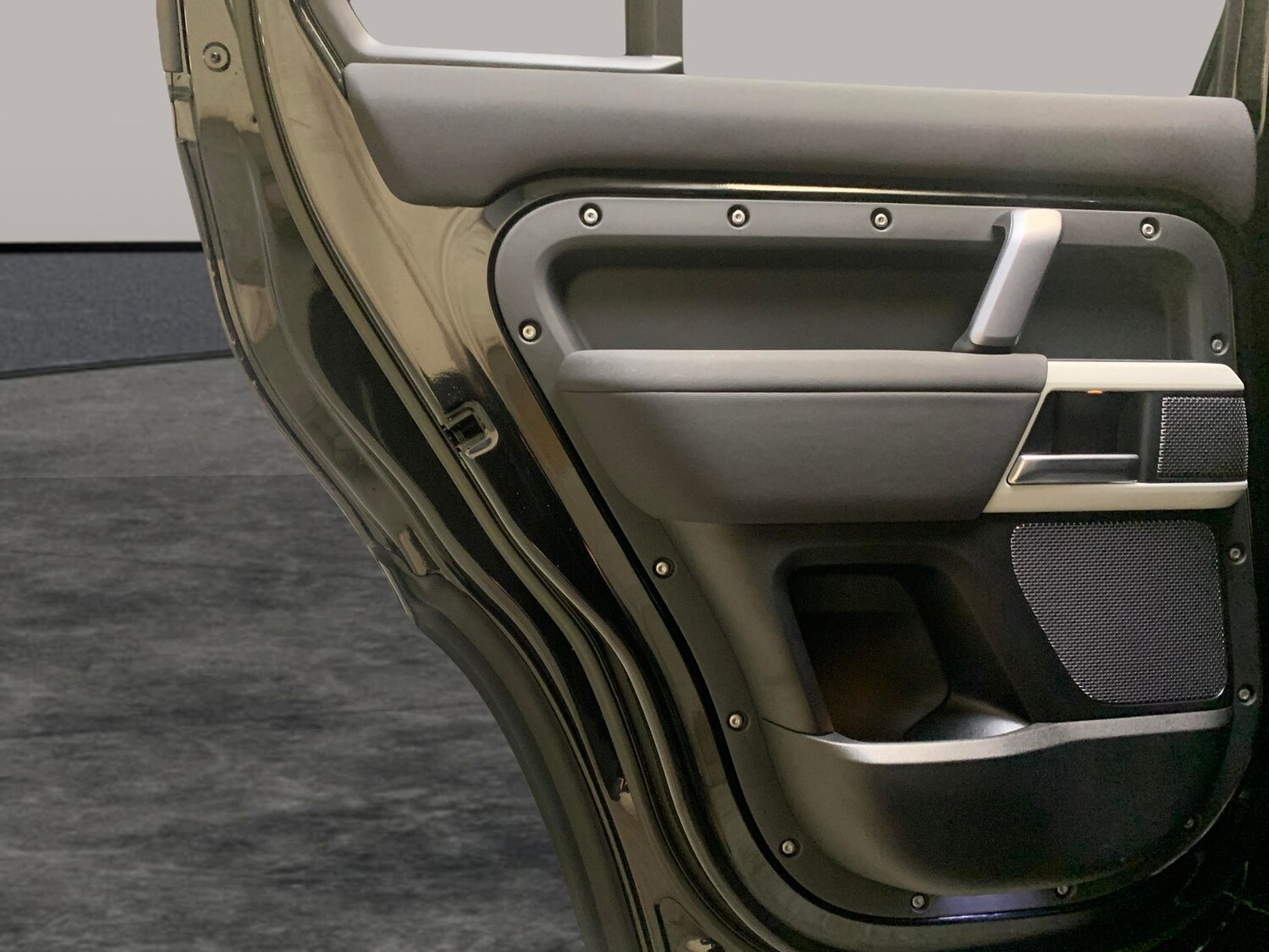 Used Land Rover Defender 2022 for sale - 77888153: Photo 34