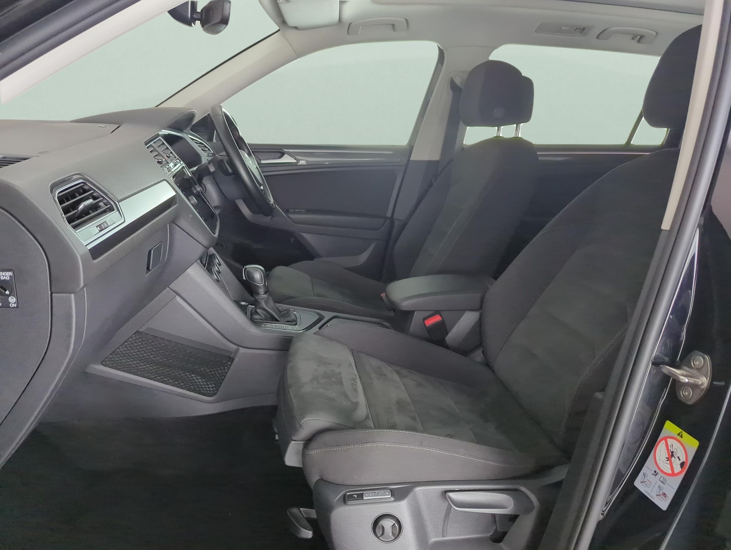 Used Volkswagen Tiguan Allspace 2021 for sale - 77894157: Photo 4