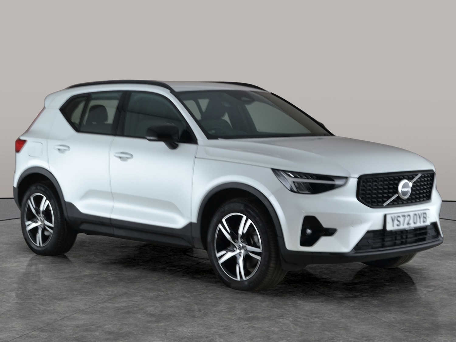 Used Volvo XC40 2023 for sale - 77505437: Photo 6