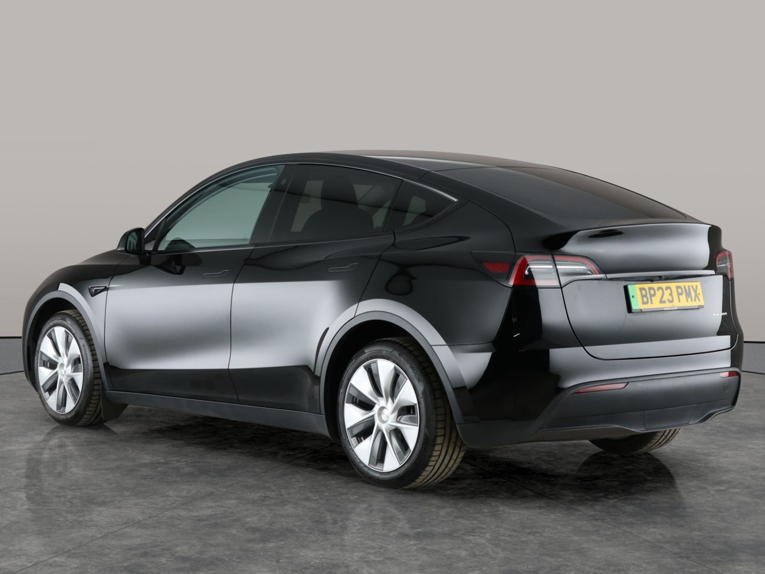 Used Tesla Model Y 2023 for sale - 77196209: Photo 15