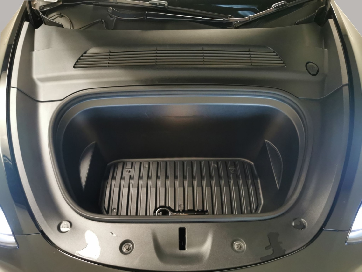 Used Tesla Model Y 2023 for sale - 77196209: Photo 45