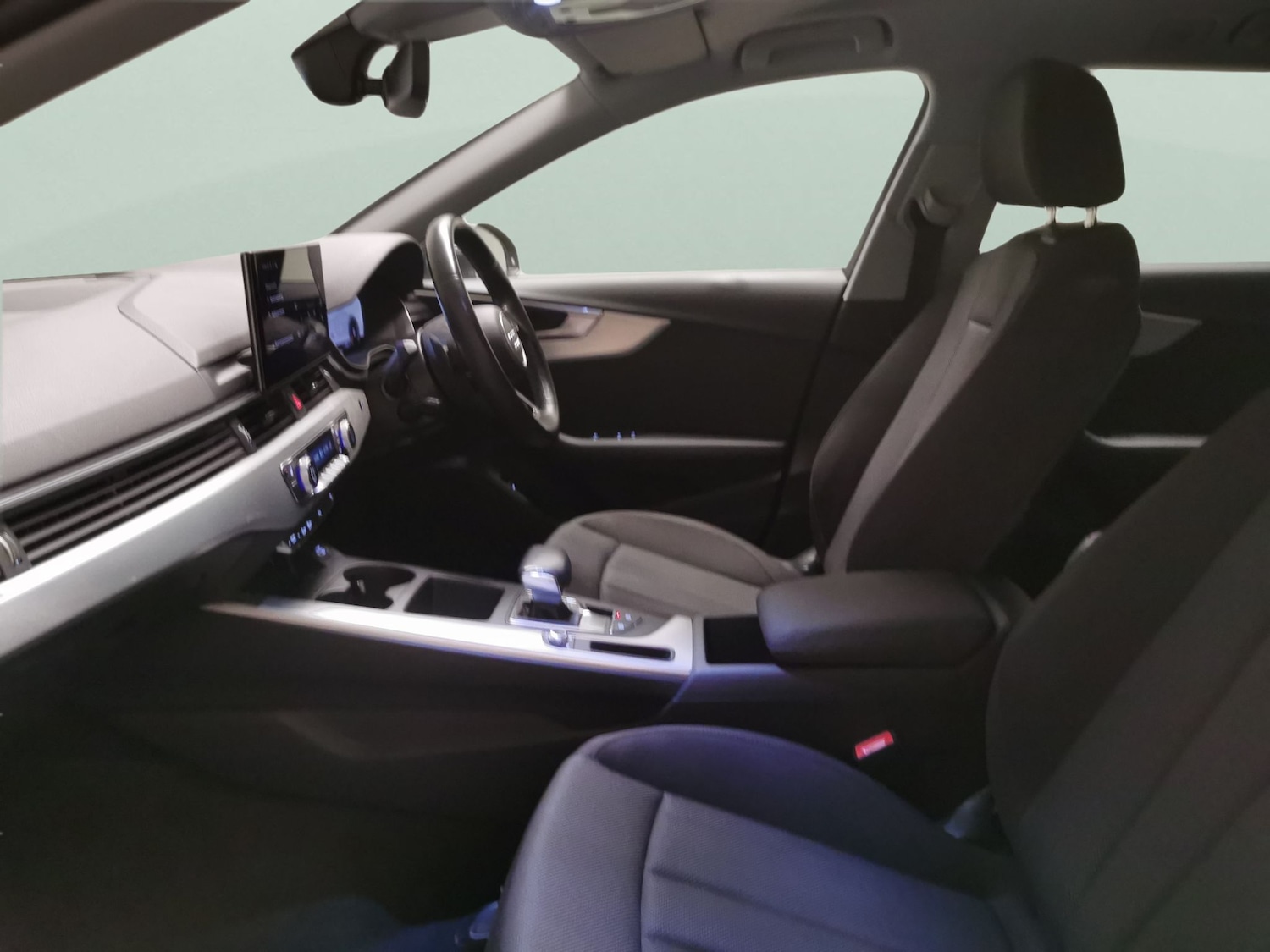 Used Audi A4 2021 for sale - 78139995: Photo 4