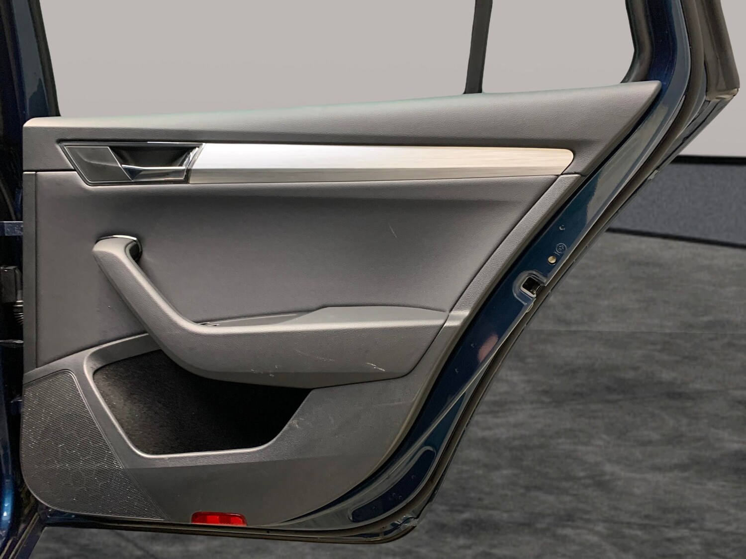 Used Skoda Superb for sale - 77364870: Photo 29