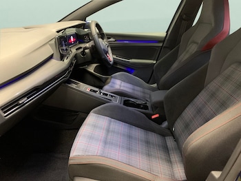 Used Volkswagen Golf 2022 for sale - 76773806: Photo