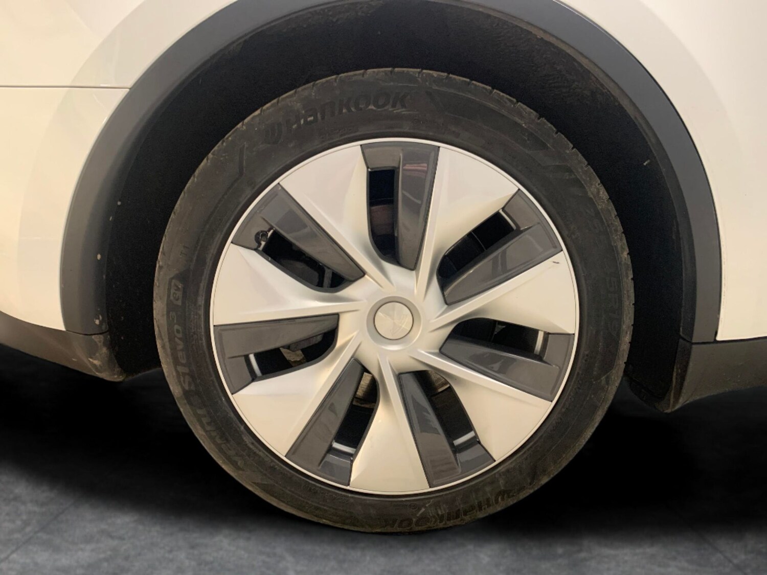 Used Tesla Model Y 2023 for sale - 78159731: Photo 24