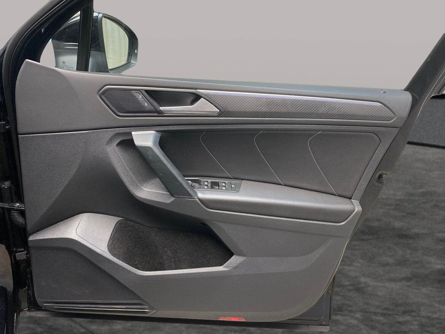 Used Volkswagen Tiguan 2023 for sale - 77942613: Photo 25