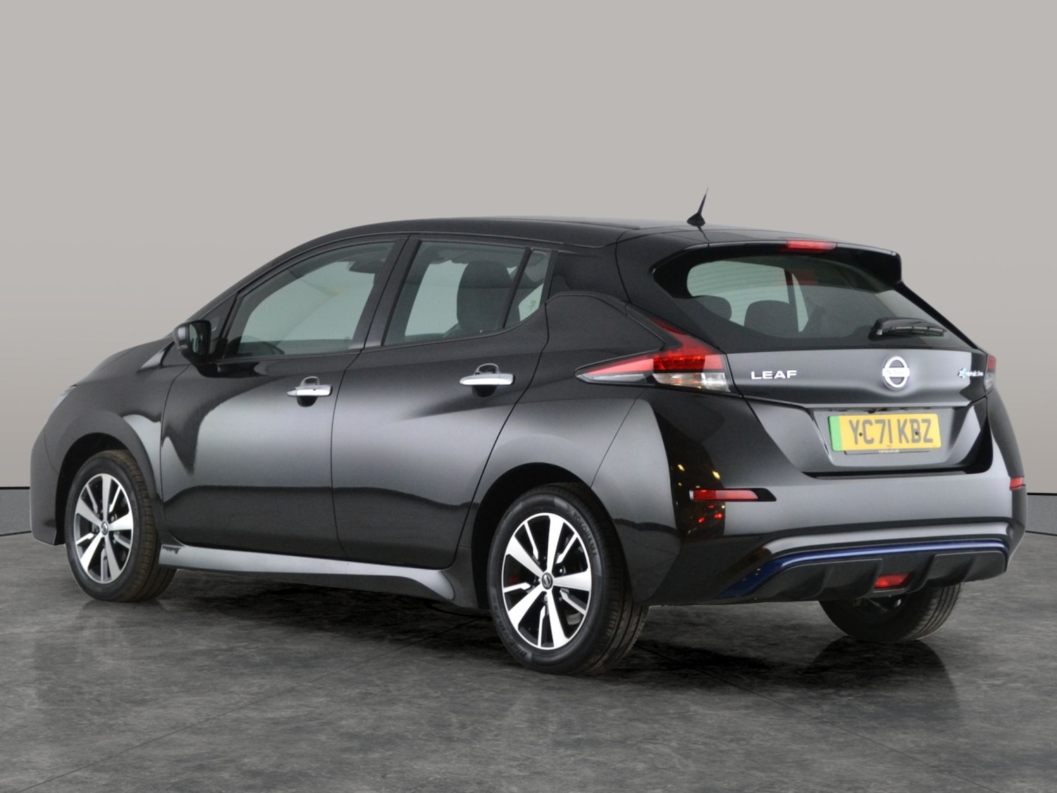 Used Nissan Leaf 2021 for sale - 77393731: Photo 7