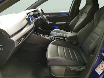 Used Volkswagen Golf 2023 for sale - 78227048: Photo