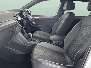 Used Volkswagen Tiguan Allspace 2023 for sale - 79405715: Photo