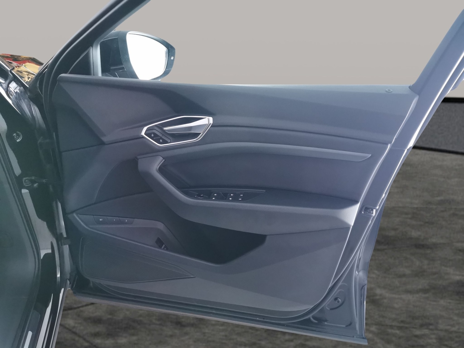 Used Audi e-tron 2020 for sale - 77894218: Photo 33