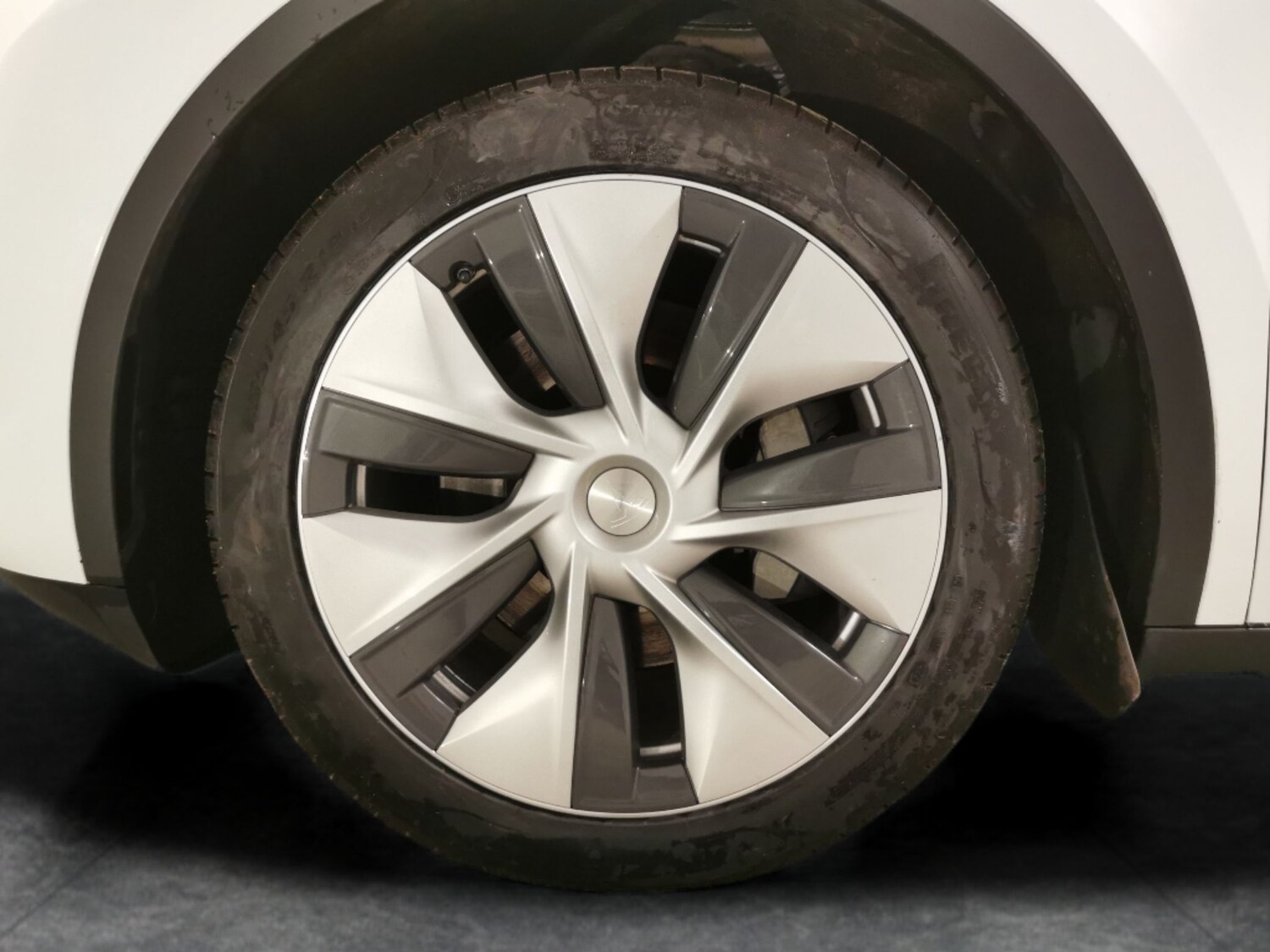 Used Tesla Model Y 2023 for sale - 78140009: Photo 24