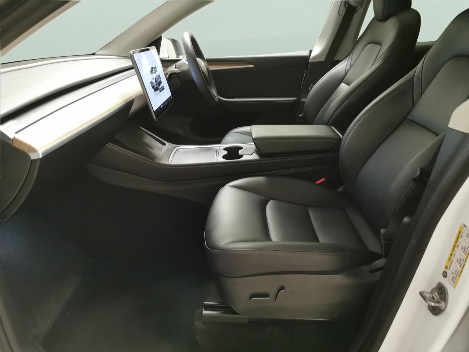 Used Tesla Model Y 2023 for sale - 78140009: Photo 4