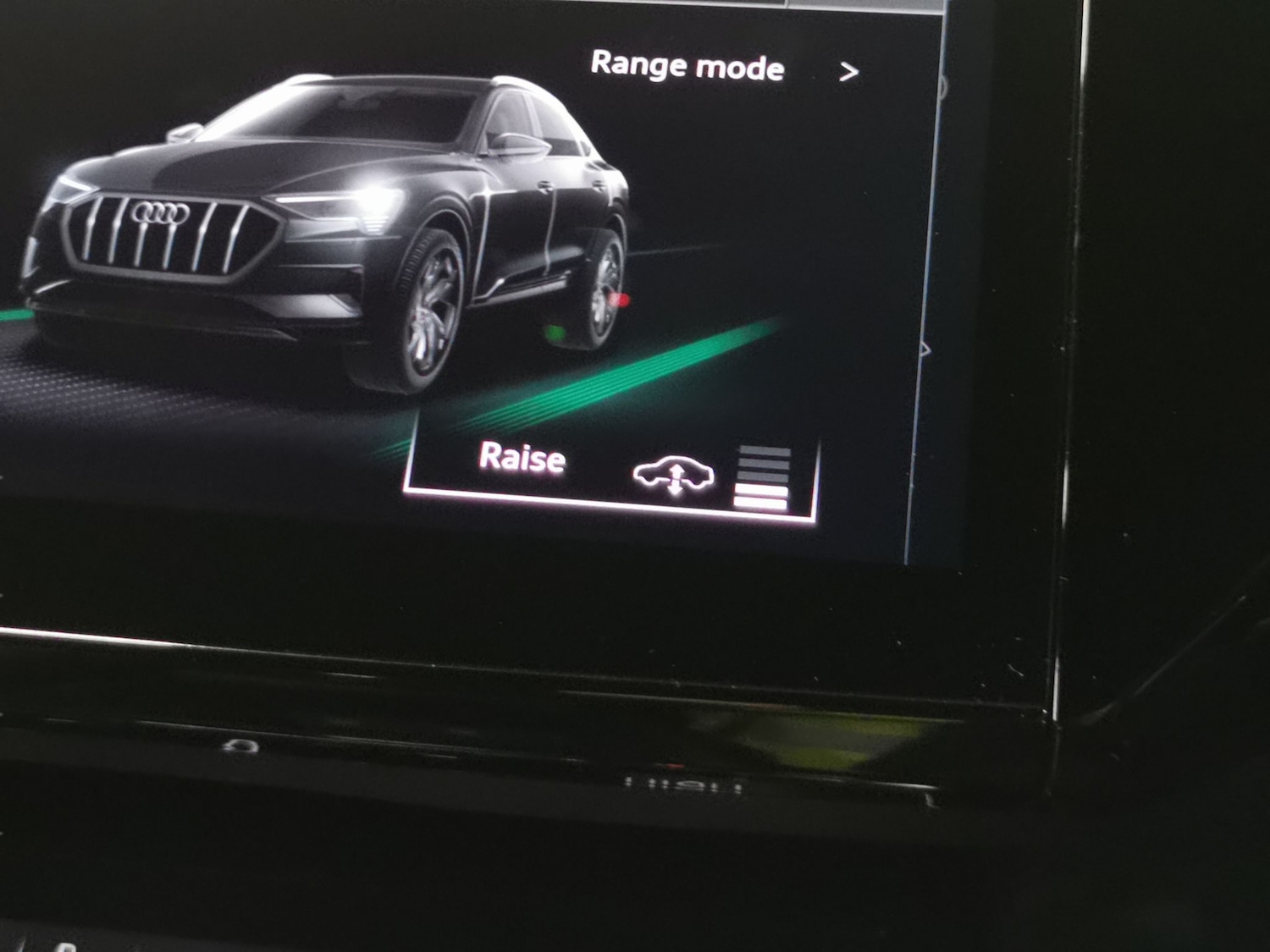 Used Audi e-tron 2023 for sale - 77490518: Photo 24