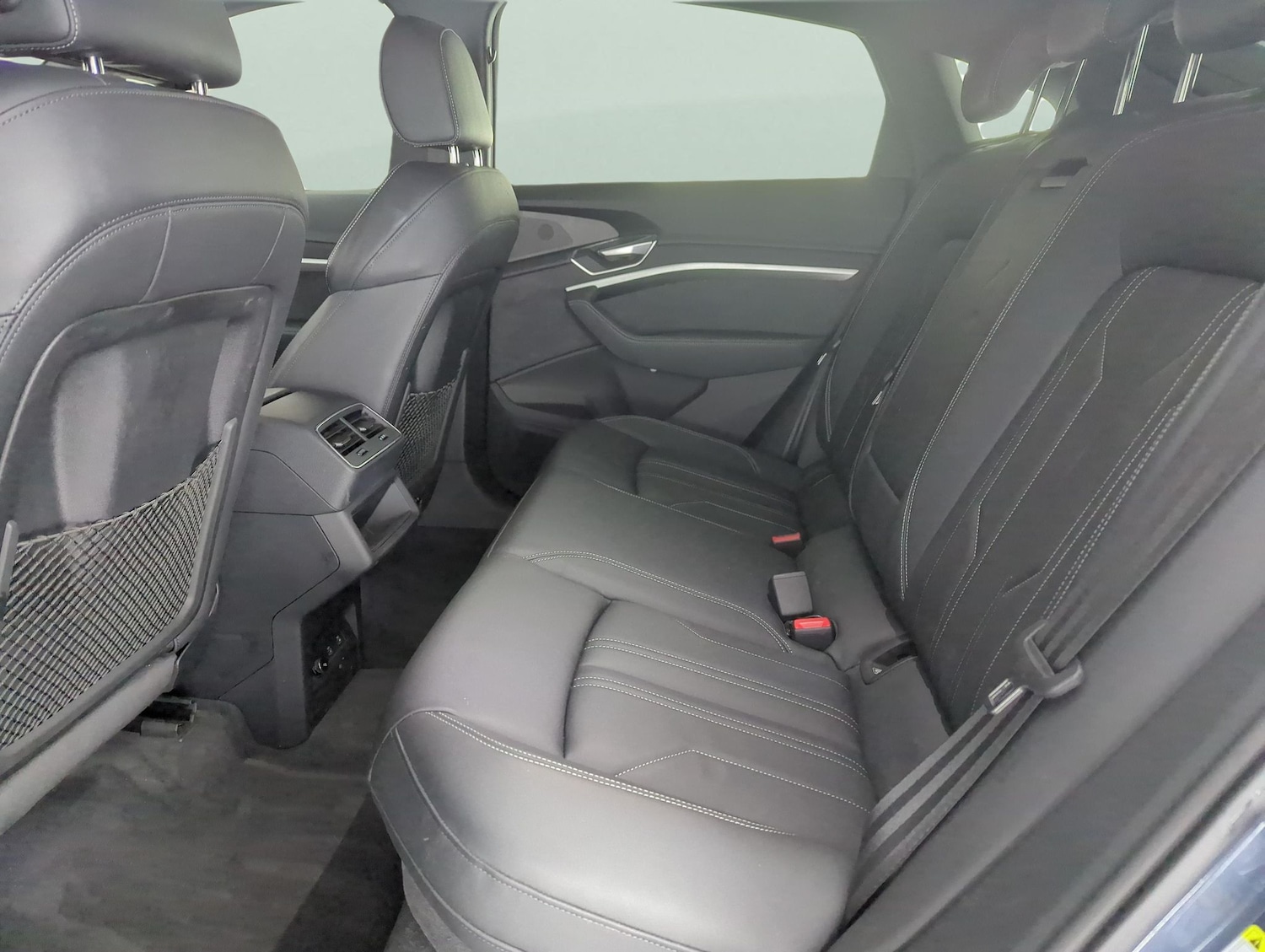 Used Audi e-tron 2023 for sale - 77490518: Photo 33