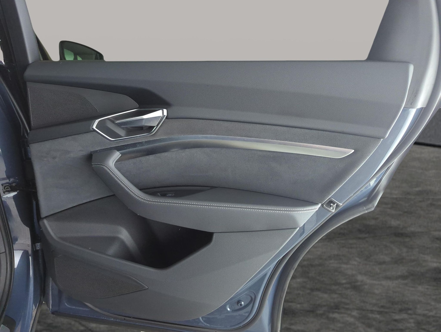 Used Audi e-tron 2023 for sale - 77490518: Photo 36