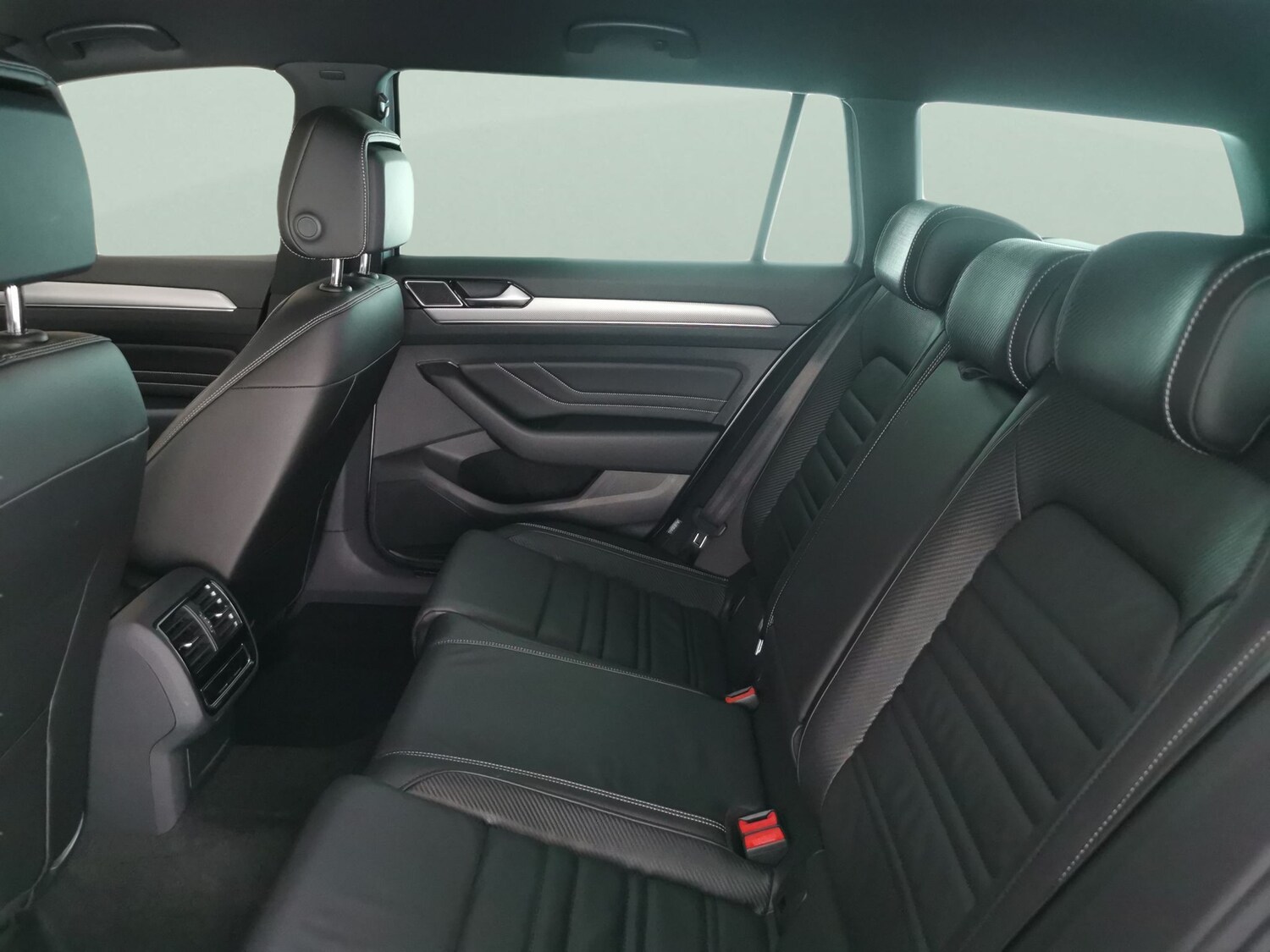 Used Volkswagen Passat for sale - 77676917: Photo 28