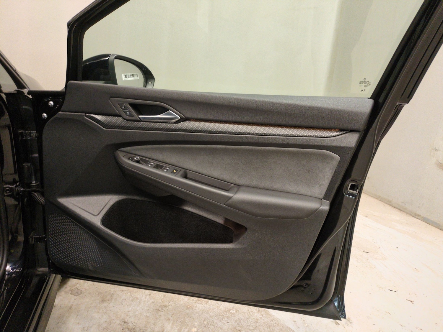 Used Volkswagen Golf 2023 for sale - 78212290: Photo 32