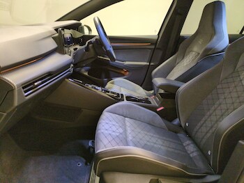 Used Volkswagen Golf 2023 for sale - 78212290: Photo