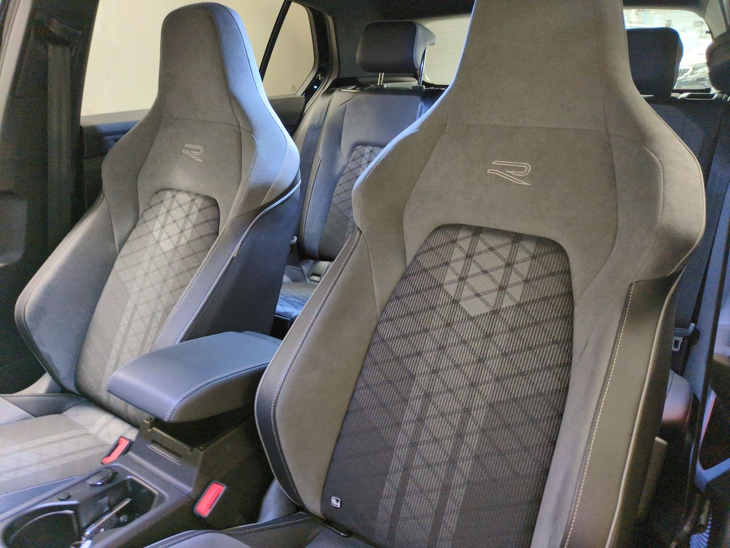 Used Volkswagen Golf 2023 for sale - 78212290: Photo 6