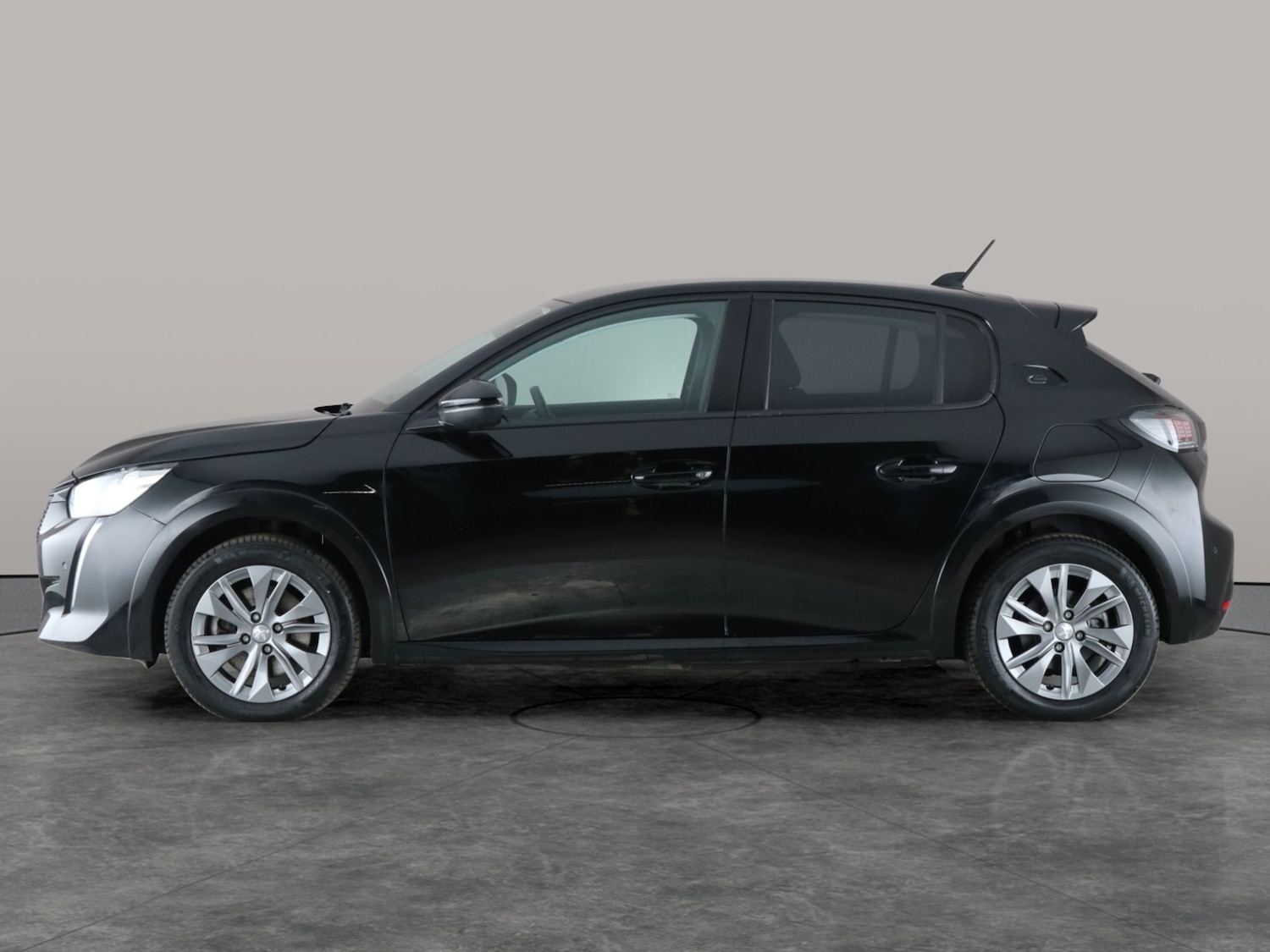 Used Peugeot 208 2020 for sale - 76626389: Photo 13