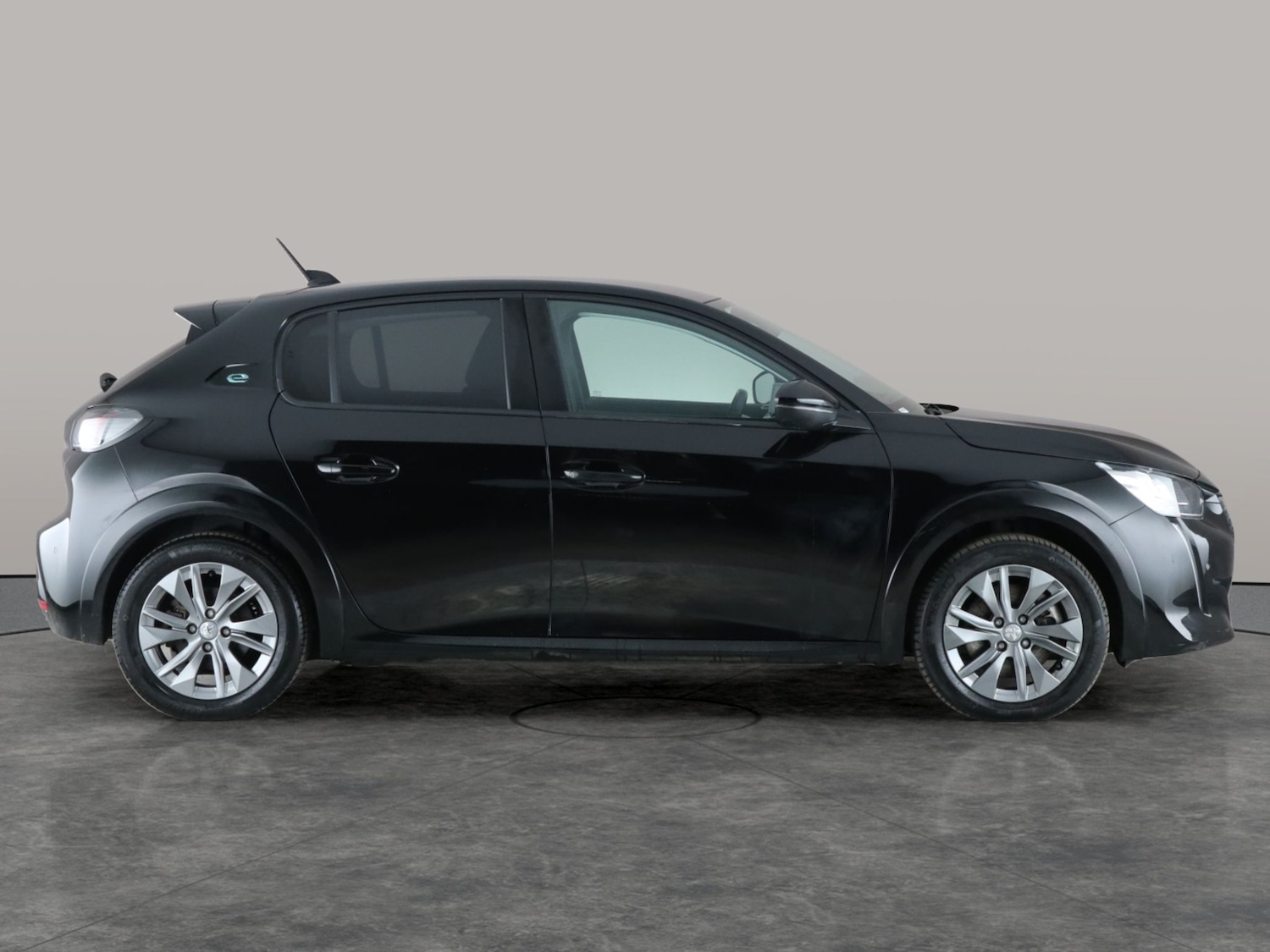 Used Peugeot 208 2020 for sale - 76626389: Photo 9