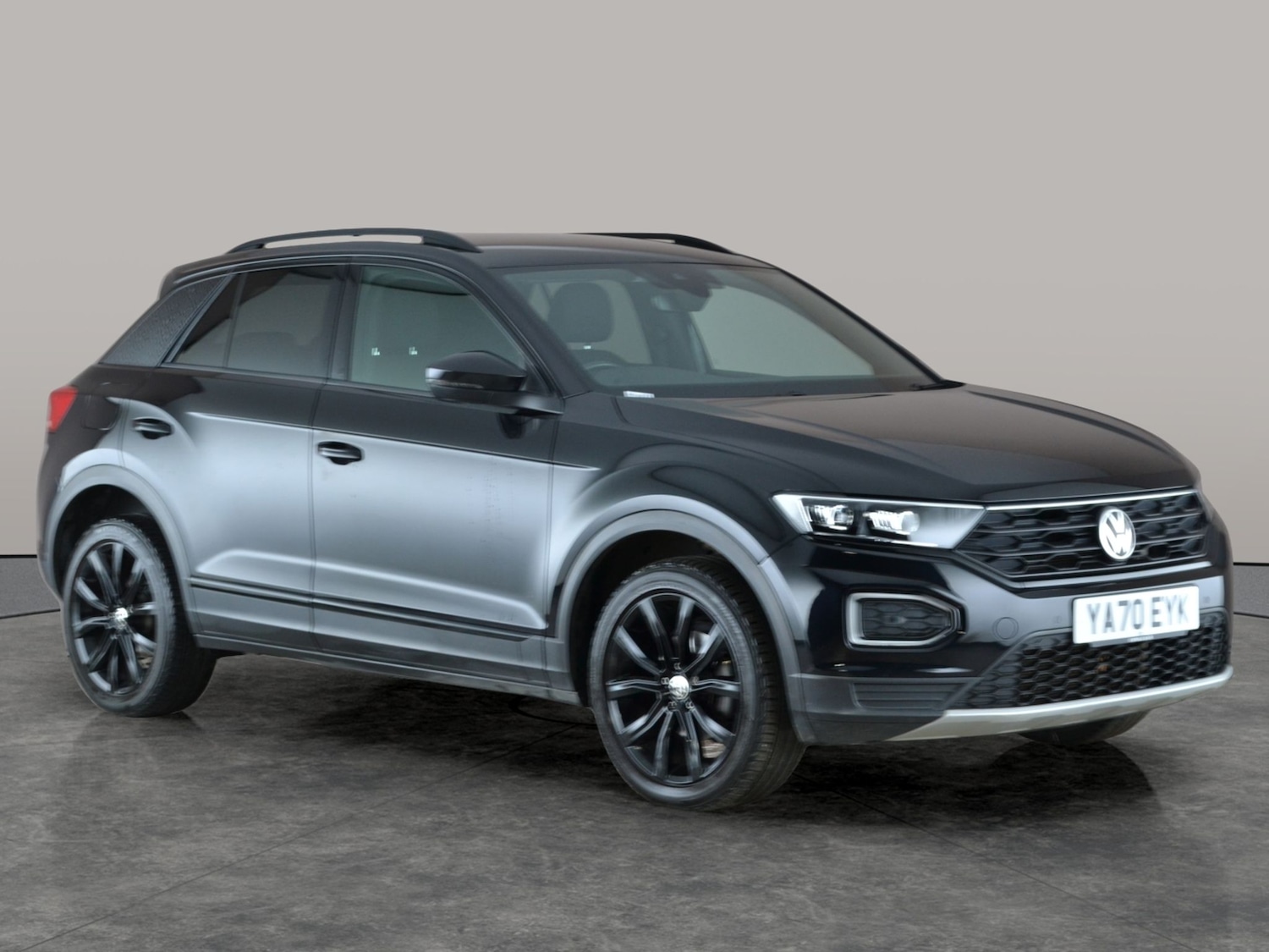 Used Volkswagen T-Roc 2021 for sale - 77389399: Photo 7