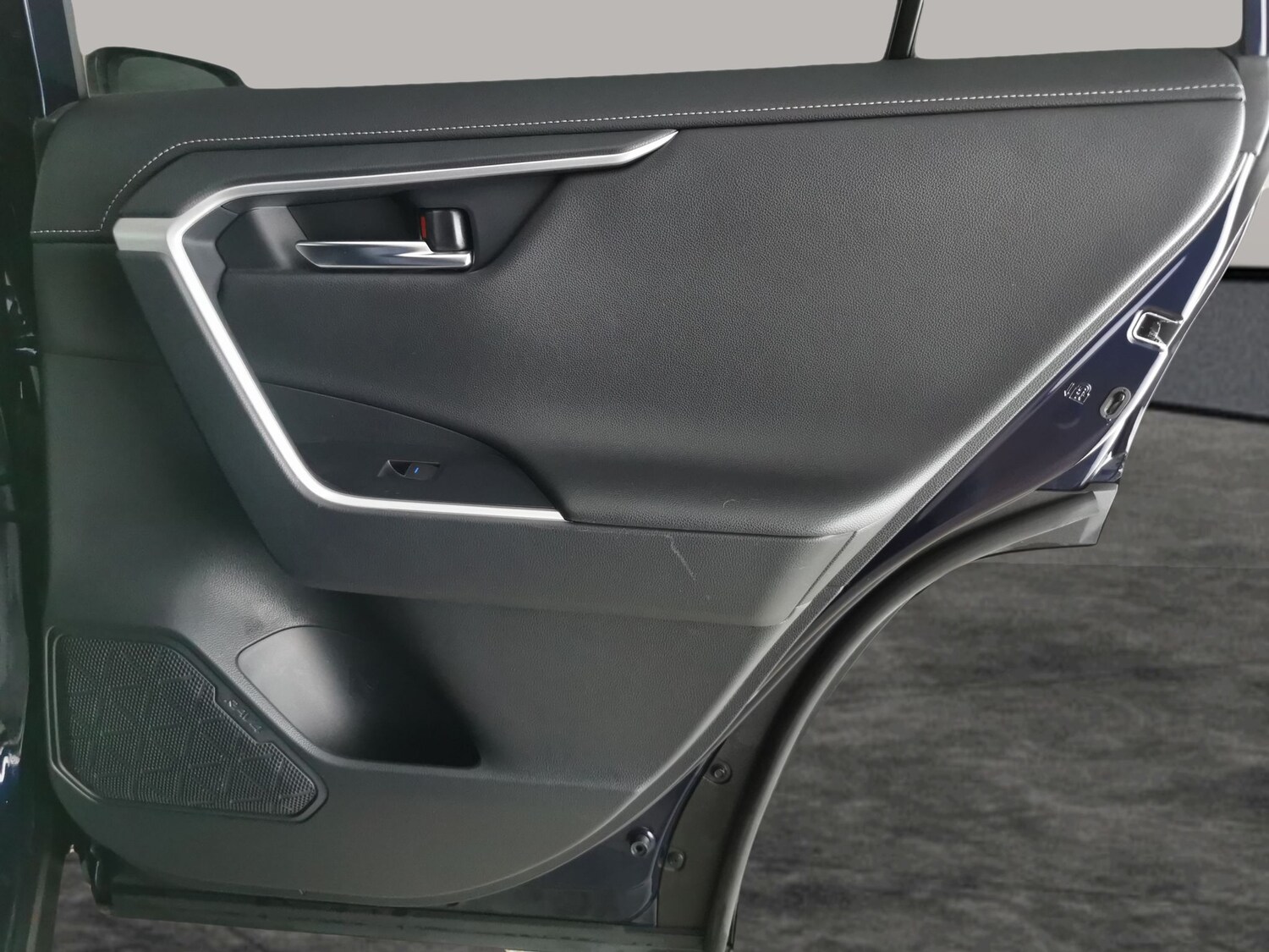 Used Toyota RAV4 2022 for sale - 77565589: Photo 29