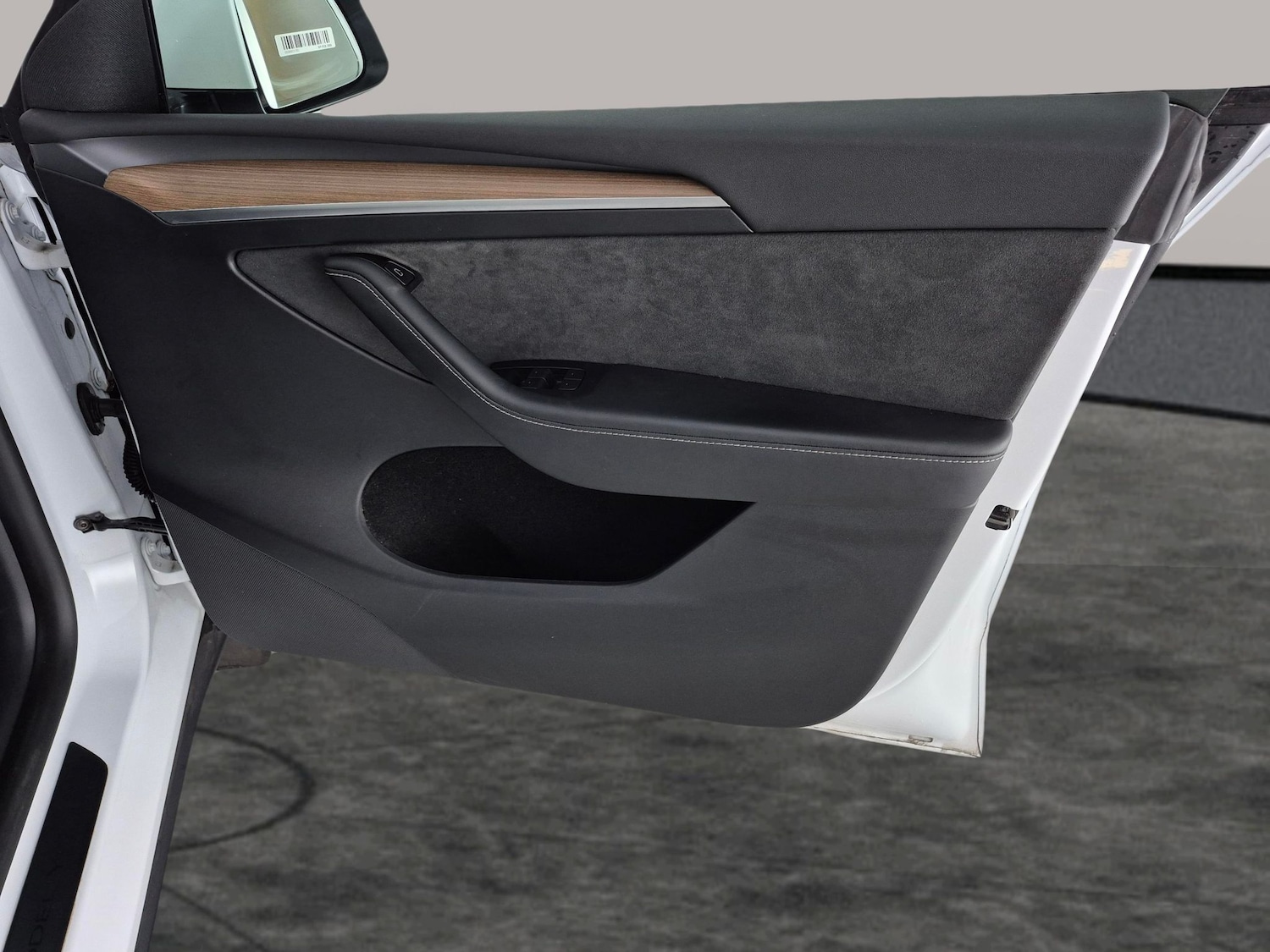 Used Tesla Model Y 2024 for sale - 77988737: Photo 38