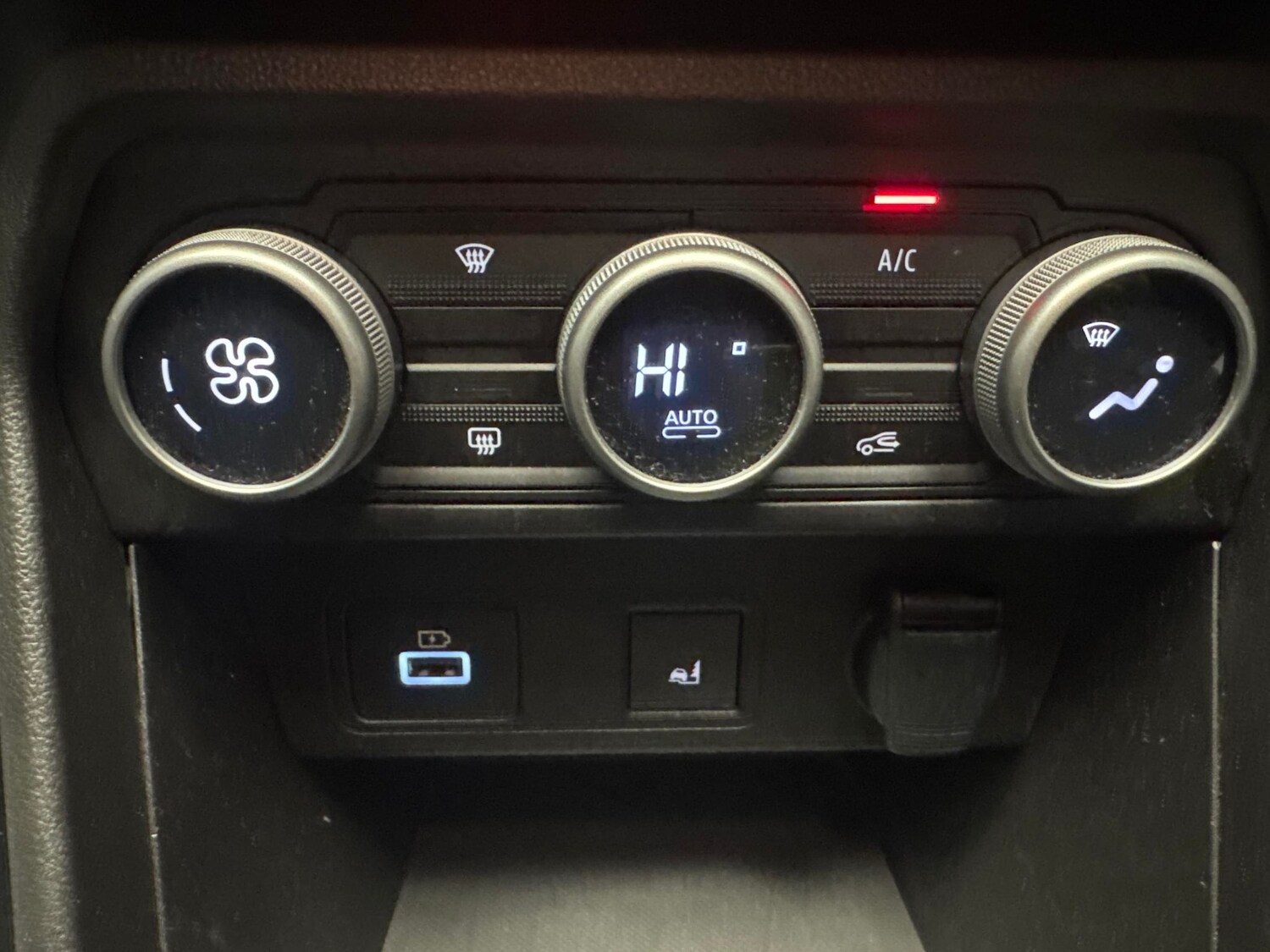 Used Dacia Sandero Stepway 2024 for sale - 78012495: Photo 17