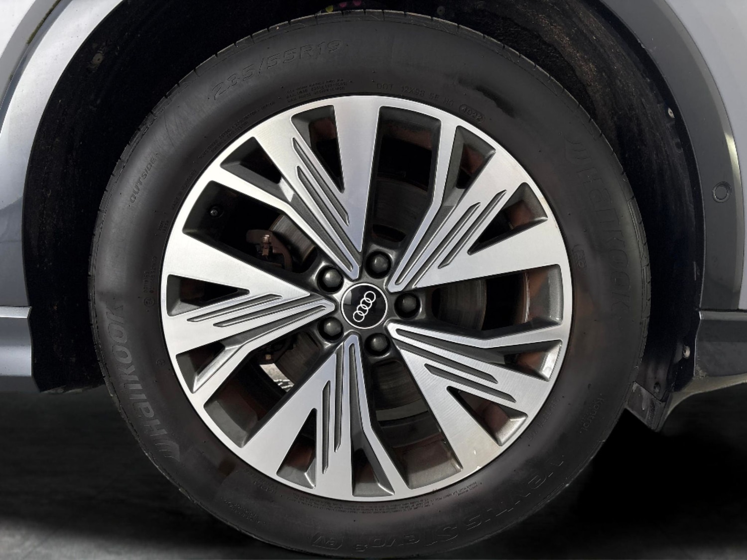 Used Audi Q4 e-tron 2023 for sale - 77988783: Photo 28