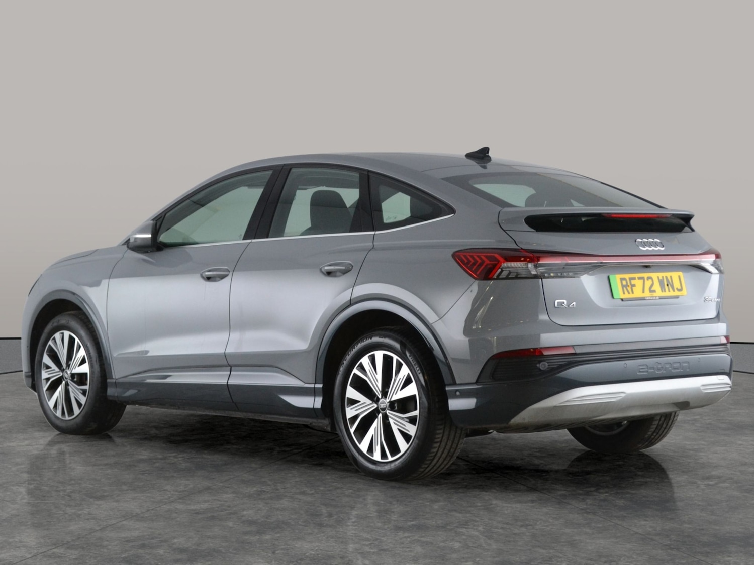 Used Audi Q4 e-tron 2023 for sale - 77988783: Photo 8