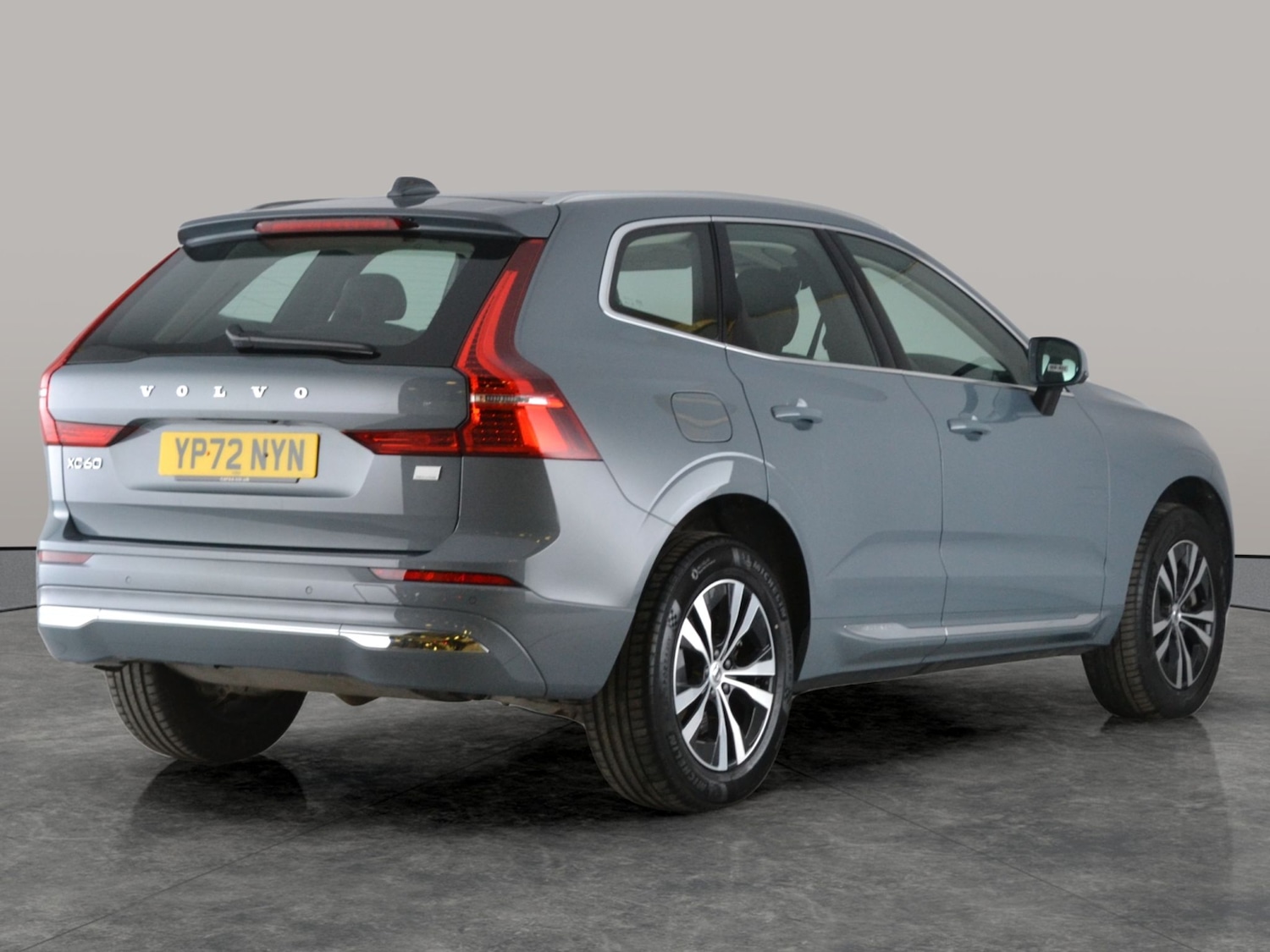 Used Volvo XC60 2022 for sale - 78001057: Photo 12