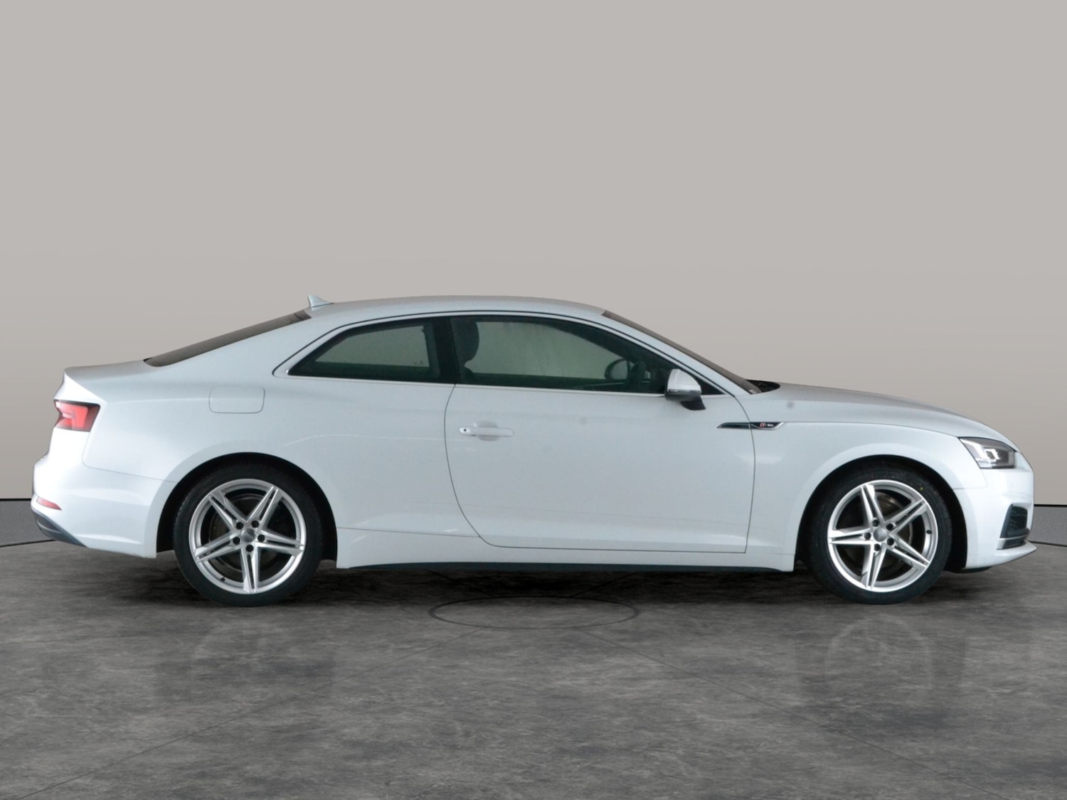 Used Audi A5 2018 for sale - 77240650: Photo 8