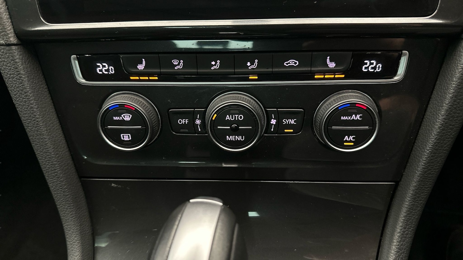 Used Volkswagen Golf 2020 for sale - 78023040: Photo 24