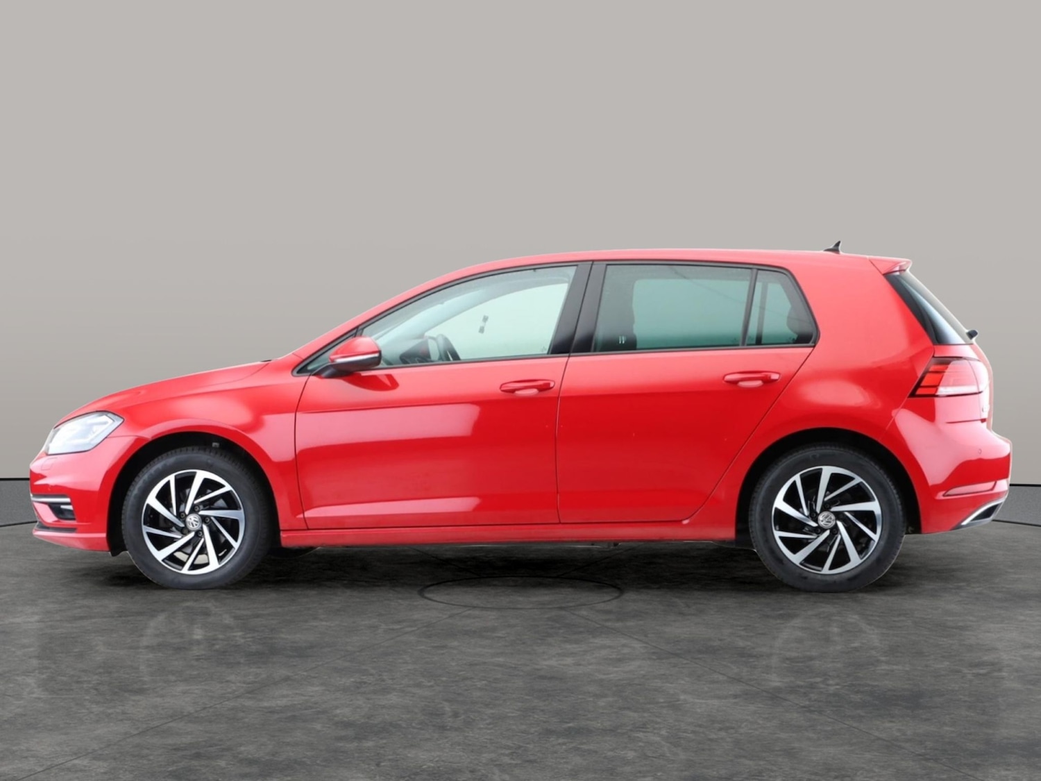 Used Volkswagen Golf 2020 for sale - 78023040: Photo 9