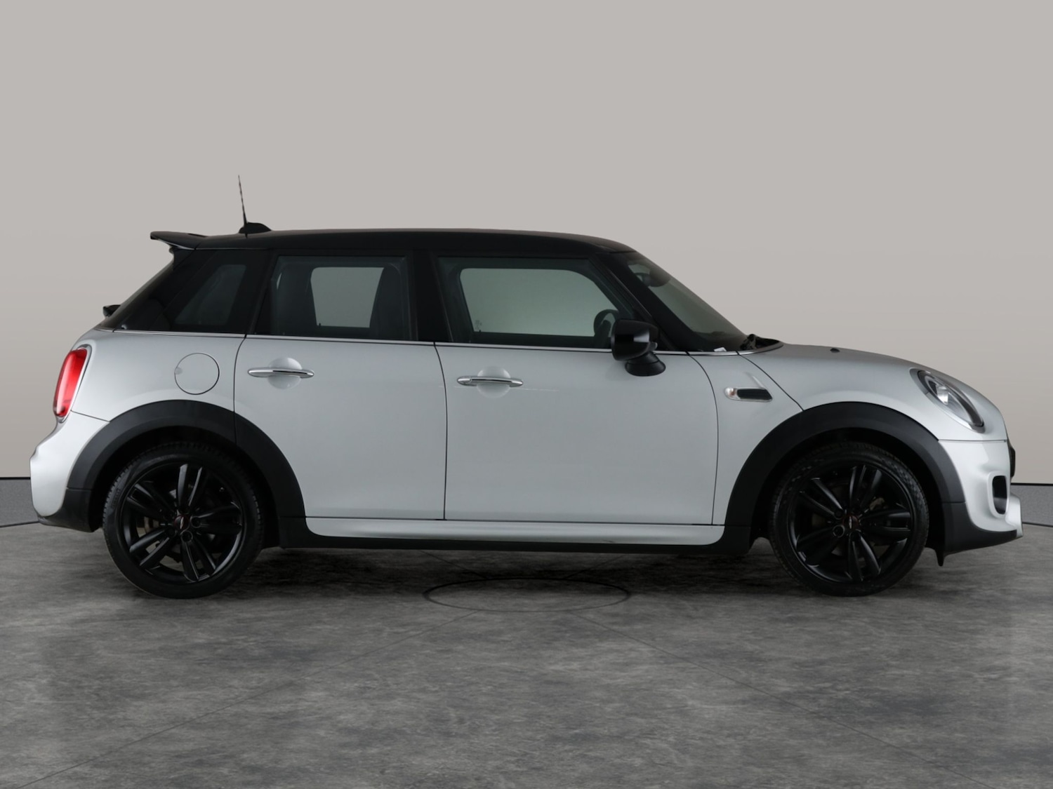 Used MINI Hatch 2020 for sale - 76616064: Photo 9