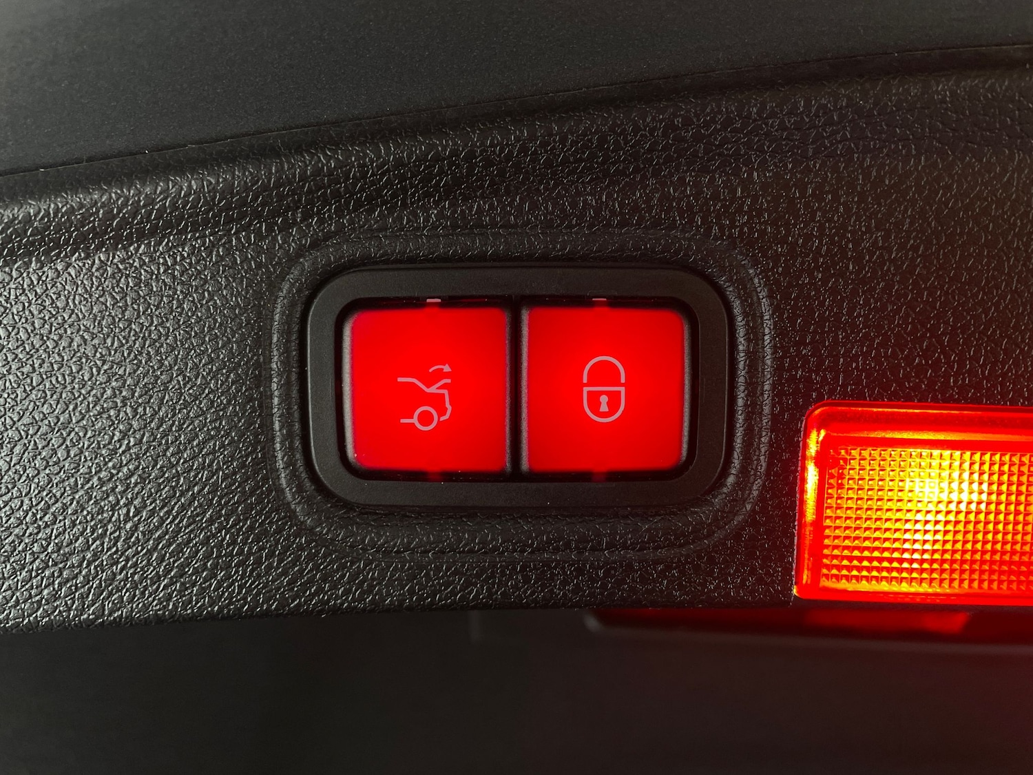 Used Mercedes-Benz C Class 2019 for sale - 77005732: Photo 17