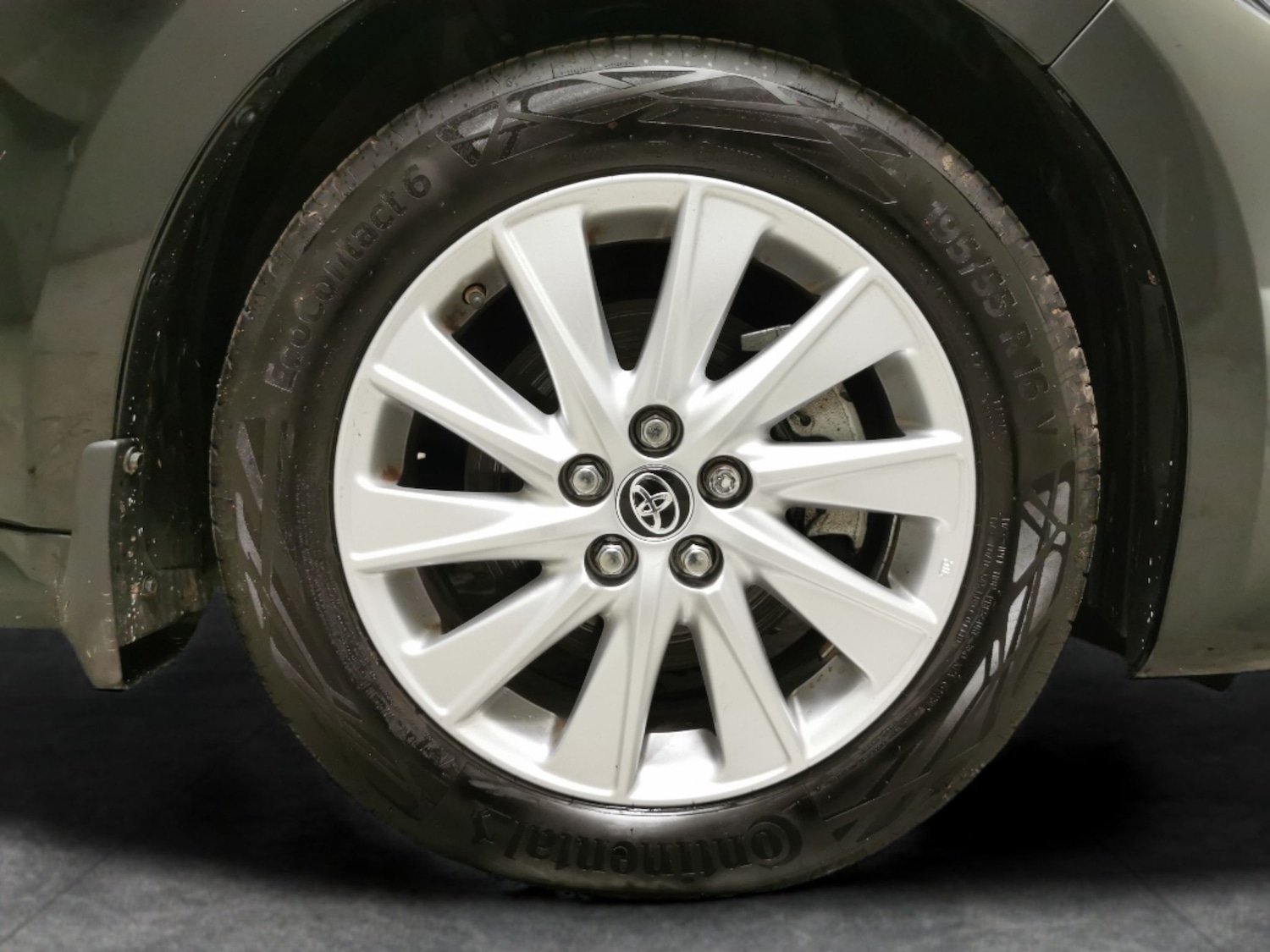 Used Toyota Yaris 2020 for sale - 76758149: Photo 20