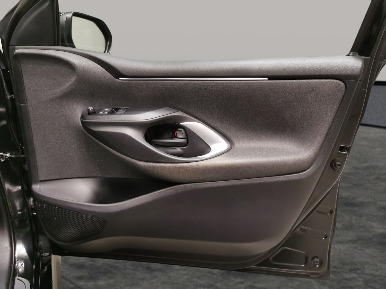 Used Toyota Yaris 2020 for sale - 76758149: Photo 26