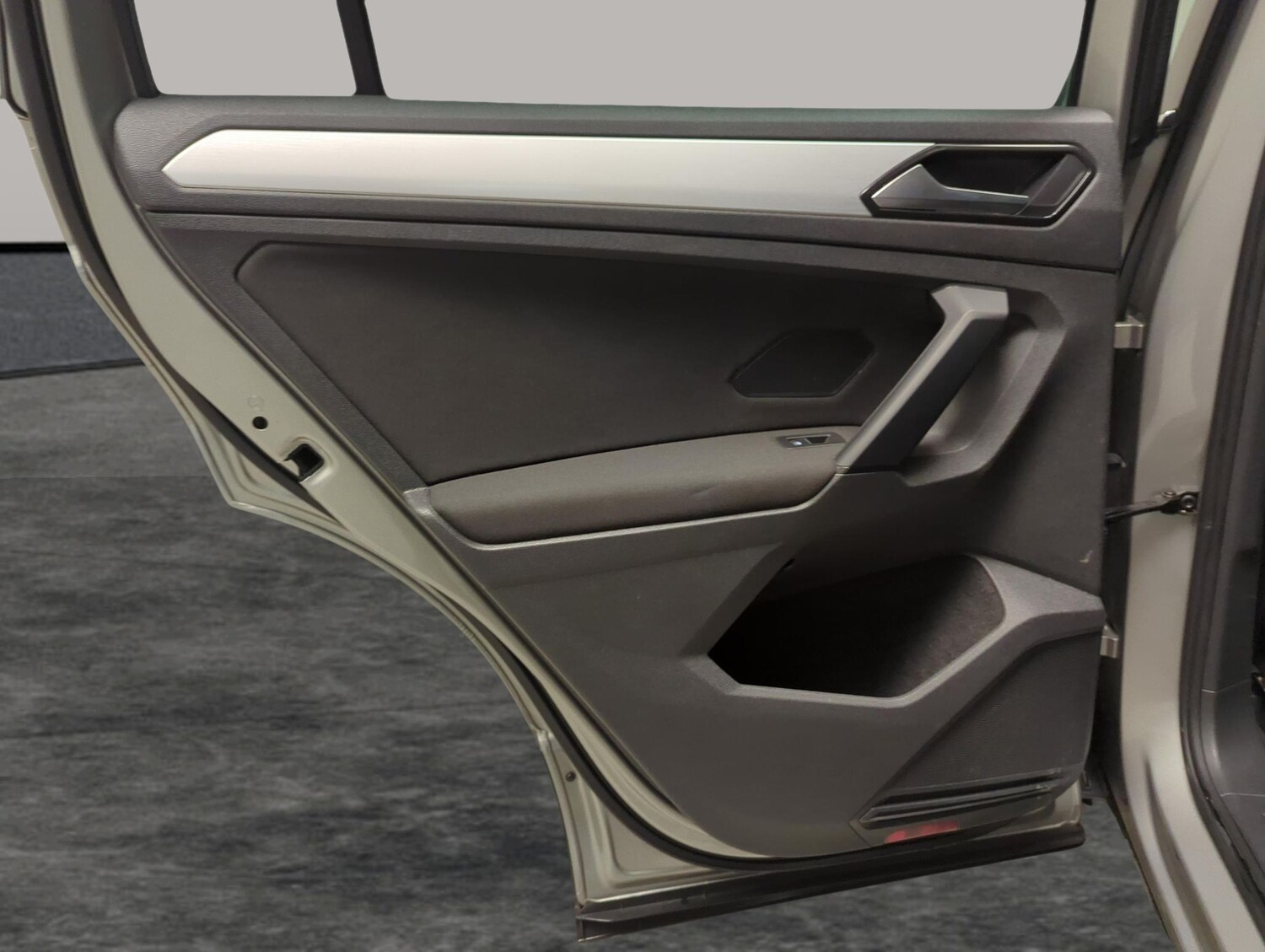 Used Volkswagen Tiguan 2018 for sale - 78199664: Photo 24