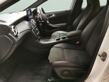 Used Mercedes-Benz GLA 2019 for sale - 78233657: Photo