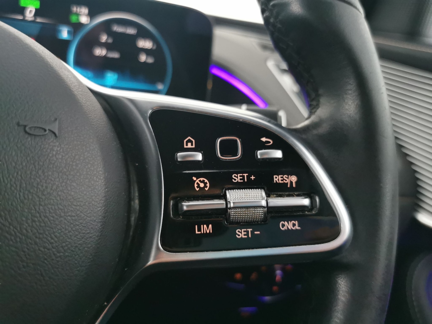 Used Mercedes-Benz EQC 2023 for sale - 77873053: Photo 23