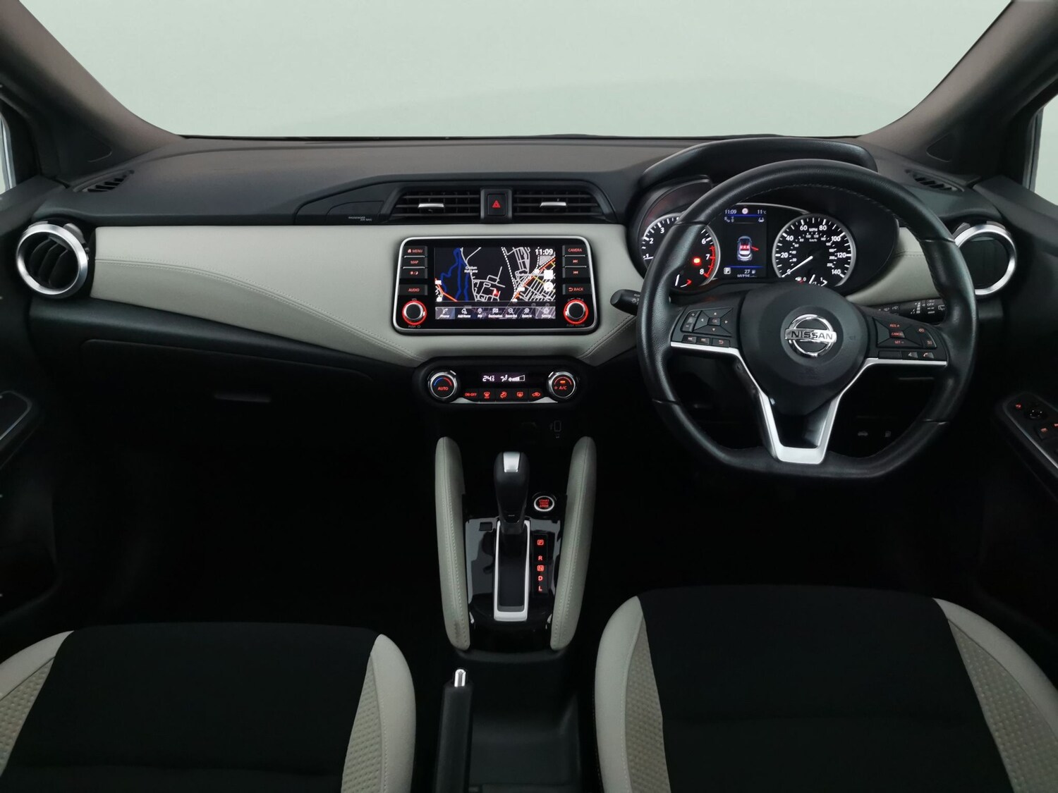 Used Nissan Micra 2022 for sale - 77829777: Photo 9