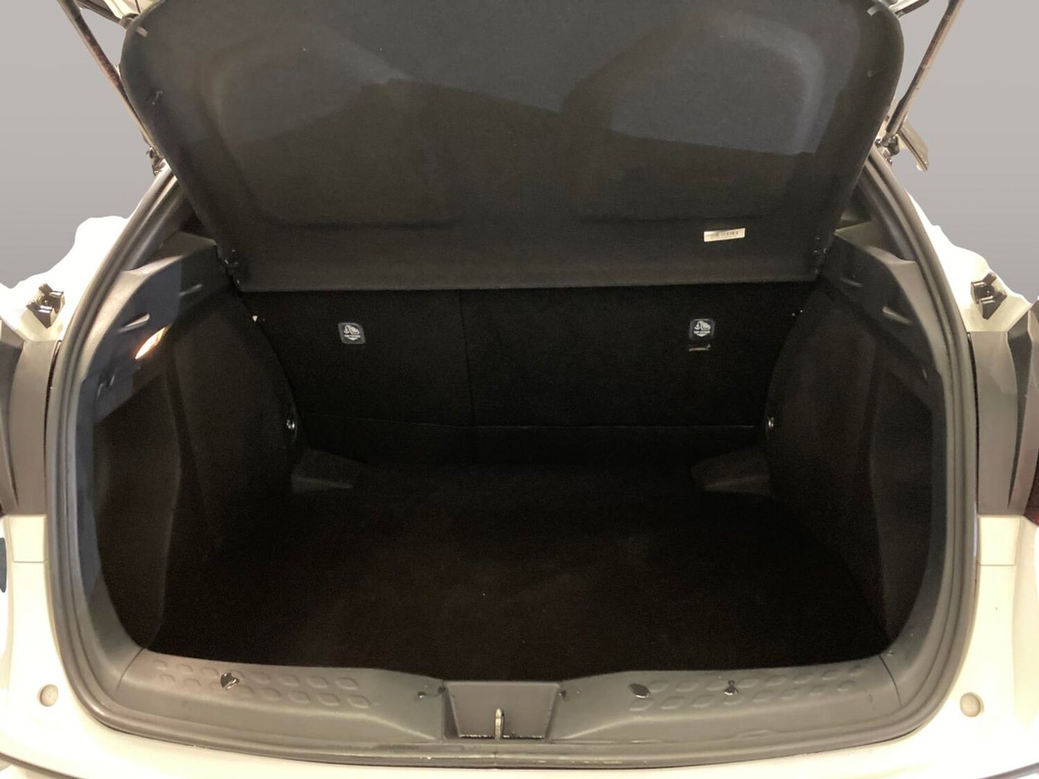 Used Toyota C-HR for sale - 77962924: Photo 33