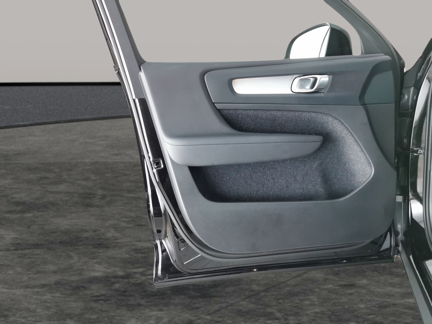 Used Volvo XC40 2022 for sale - 77063714: Photo 27