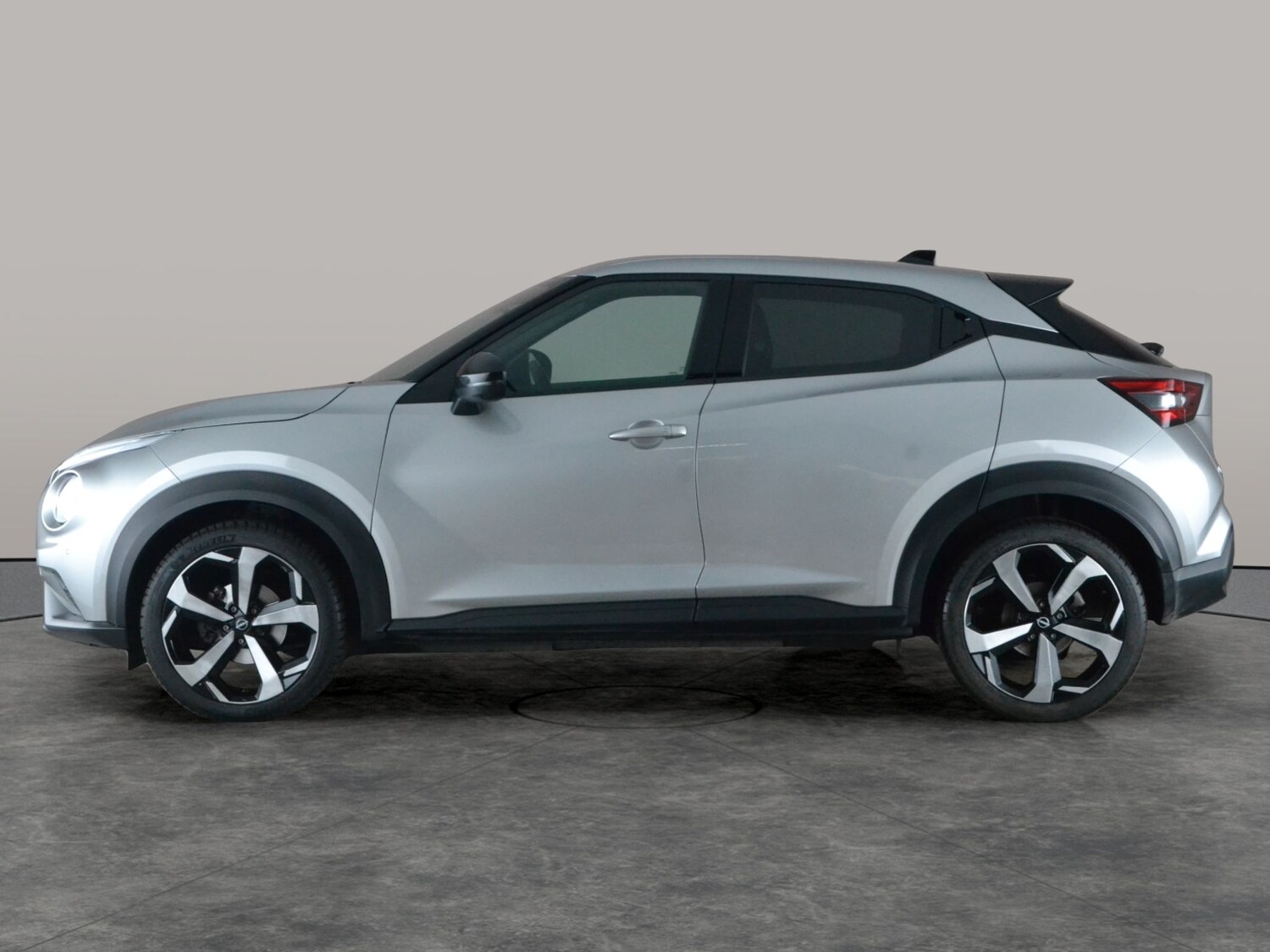 Used Nissan Juke 2023 for sale - 78023045: Photo 13