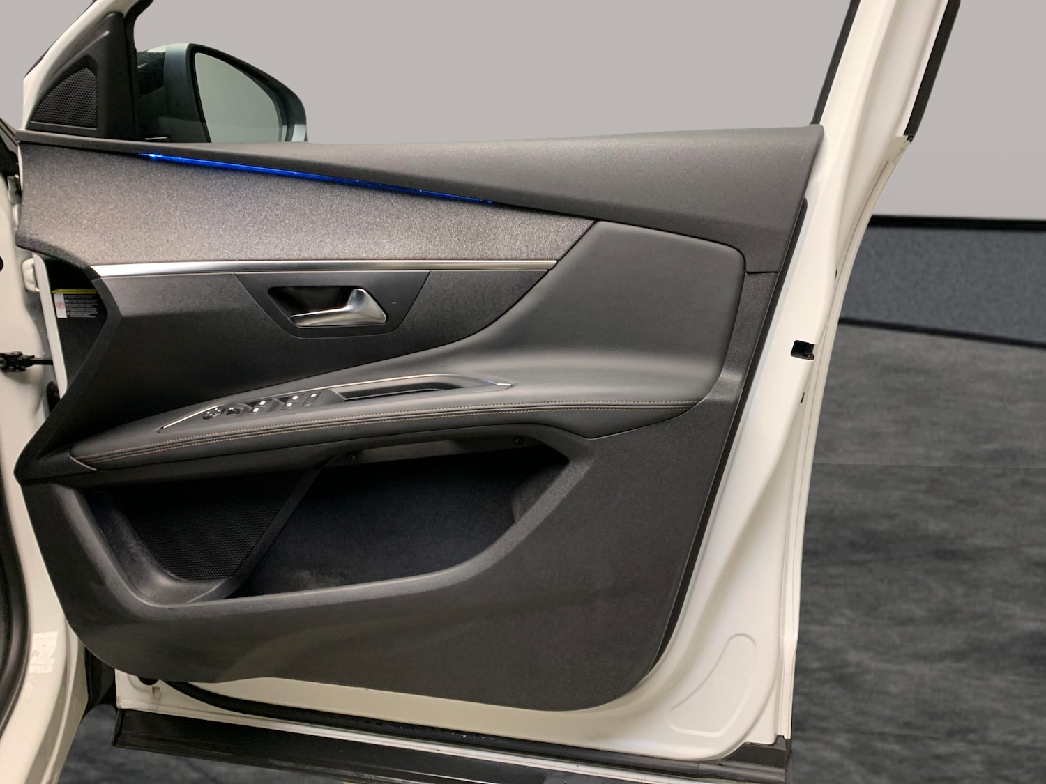 Used Peugeot 3008 2019 for sale - 77234377: Photo 30