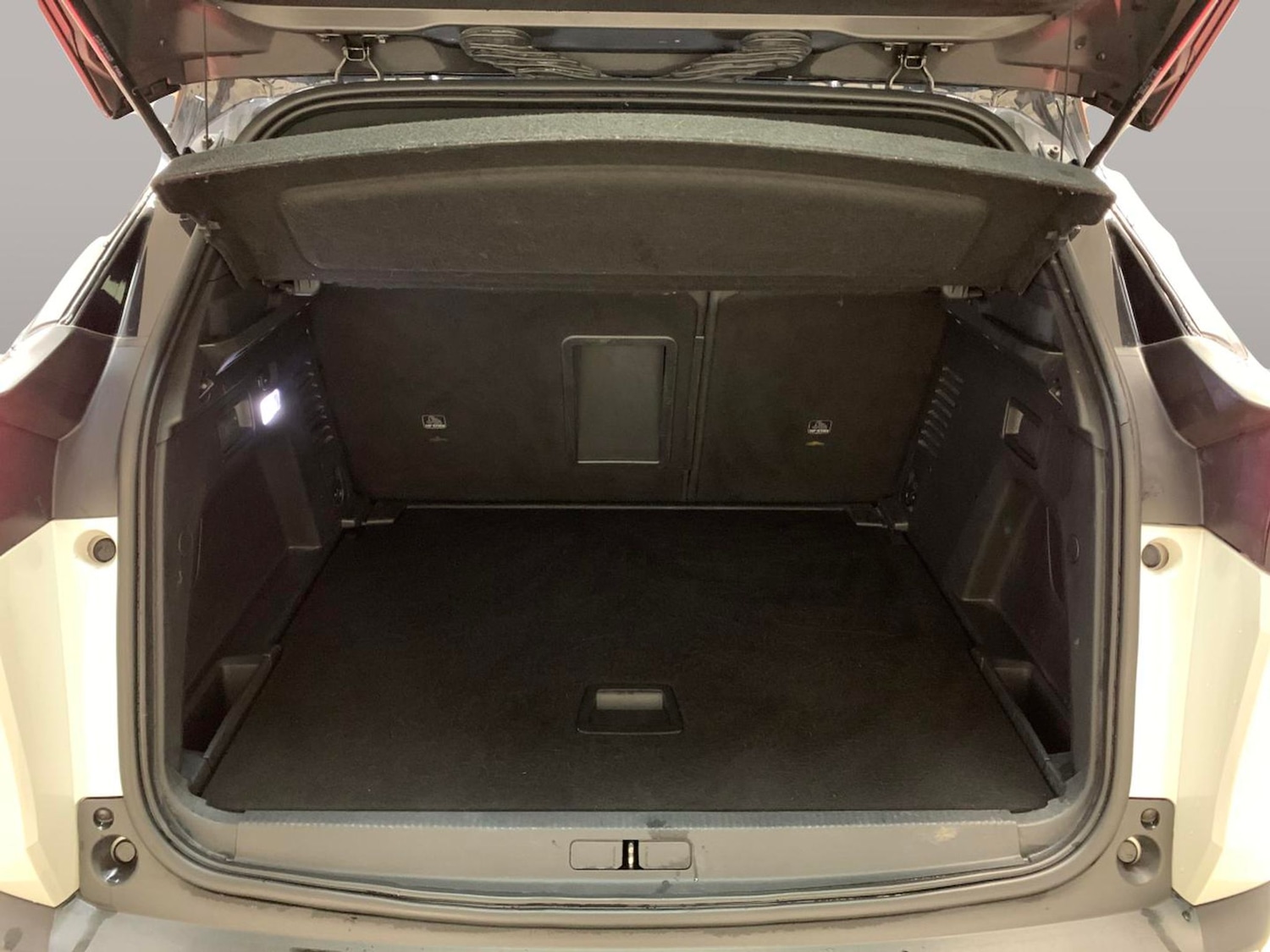 Used Peugeot 3008 2019 for sale - 77234377: Photo 33